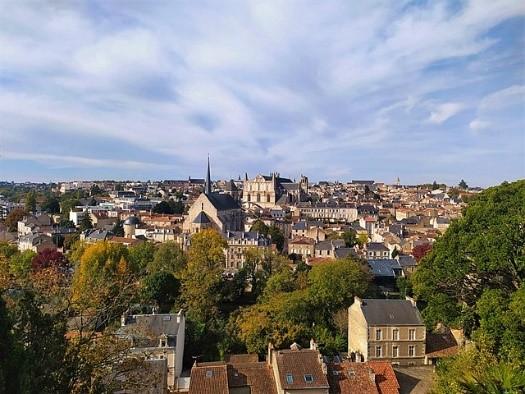 Poitiers photo de la ville