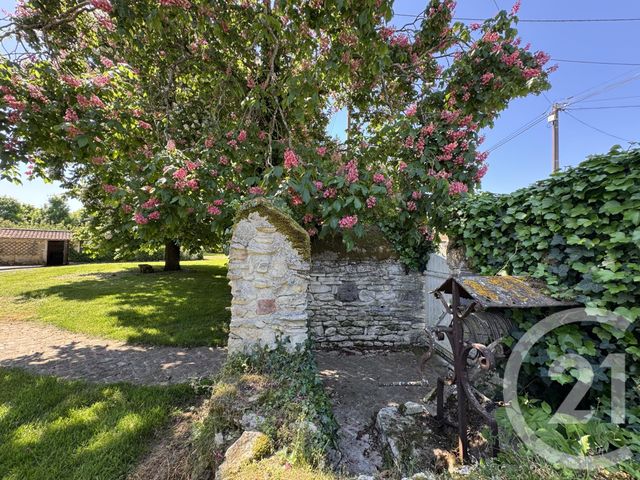 maison à vendre - 8 pièces - 196.0 m2 - VOUZAILLES - 86 - POITOU-CHARENTES - Century 21 L'Immobilière De Confiance
