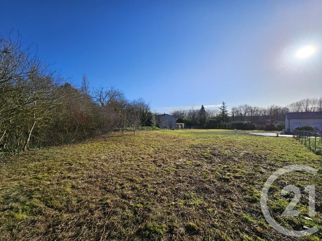 terrain à vendre - 806.0 m2 - MIGNE AUXANCES - 86 - POITOU-CHARENTES - Century 21 L'Immobilière De Confiance