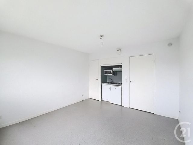 Appartement Studio à vendre - 1 pièce - 24.0 m2 - ST BENOIT - 86 - POITOU-CHARENTES - Century 21 L'Immobilière De Confiance