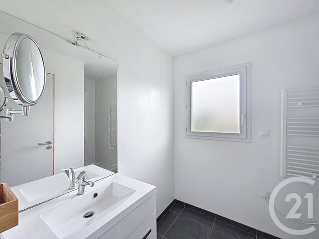 maison à vendre - 4 pièces - 92.88 m2 - VOUNEUIL SOUS BIARD - 86 - POITOU-CHARENTES - Century 21 L'Immobilière De Confiance