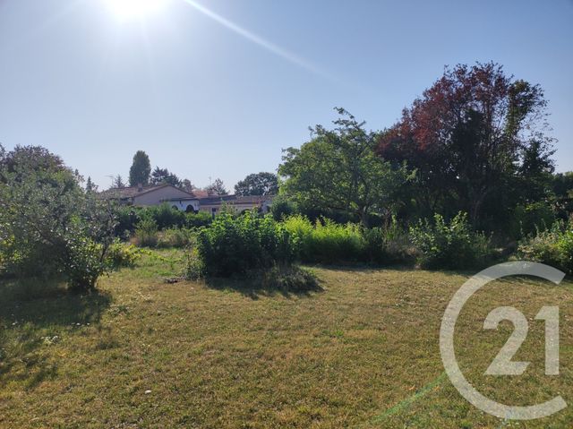 terrain à vendre - 1310.0 m2 - VOUNEUIL SOUS BIARD - 86 - POITOU-CHARENTES - Century 21 L'Immobilière De Confiance