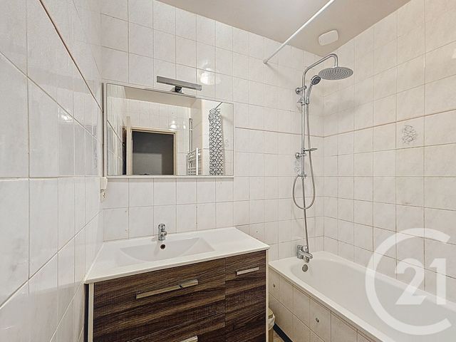 maison à vendre - 4 pièces - 80.4 m2 - POITIERS - 86 - POITOU-CHARENTES - Century 21 L'Immobilière De Confiance