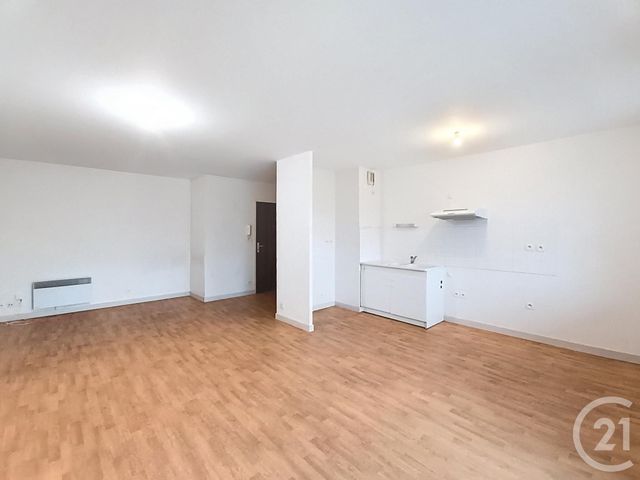 Appartement T3 à vendre - 3 pièces - 70.56 m2 - POITIERS - 86 - POITOU-CHARENTES - Century 21 L'Immobilière De Confiance