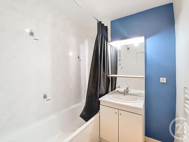 Appartement T3 à vendre - 3 pièces - 70.56 m2 - POITIERS - 86 - POITOU-CHARENTES - Century 21 L'Immobilière De Confiance