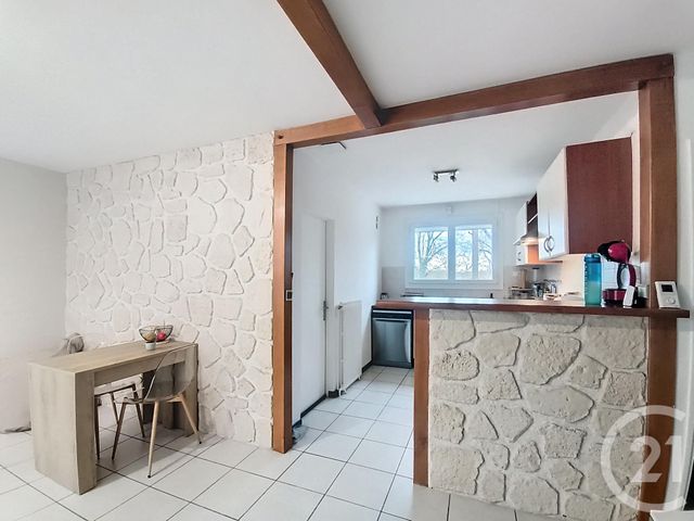 maison à louer - 4 pièces - 77.0 m2 - MIGNE AUXANCES - 86 - POITOU-CHARENTES - Century 21 L'Immobilière De Confiance