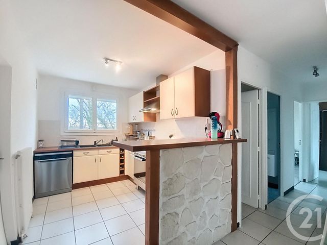 maison à louer - 4 pièces - 77.0 m2 - MIGNE AUXANCES - 86 - POITOU-CHARENTES - Century 21 L'Immobilière De Confiance