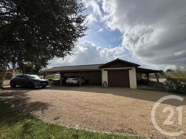 maison à vendre - 7 pièces - 160.0 m2 - BIARD - 86 - POITOU-CHARENTES - Century 21 L'Immobilière De Confiance
