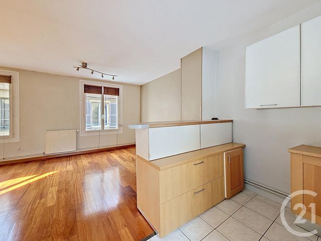 Appartement T3 à vendre - 3 pièces - 69.14 m2 - POITIERS - 86 - POITOU-CHARENTES - Century 21 L'Immobilière De Confiance