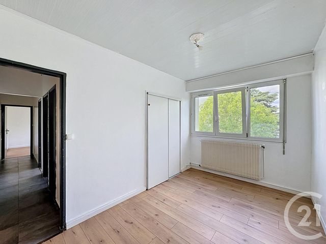 Appartement F4 à vendre - 4 pièces - 83.67 m2 - ST BENOIT - 86 - POITOU-CHARENTES - Century 21 L'Immobilière De Confiance