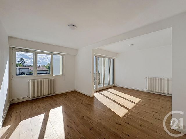 Appartement F4 à vendre - 4 pièces - 83.67 m2 - ST BENOIT - 86 - POITOU-CHARENTES - Century 21 L'Immobilière De Confiance