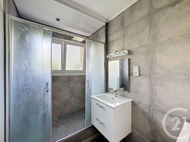 Appartement F4 à vendre - 4 pièces - 83.67 m2 - ST BENOIT - 86 - POITOU-CHARENTES - Century 21 L'Immobilière De Confiance