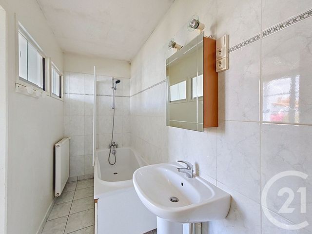 maison à vendre - 3 pièces - 60.0 m2 - POITIERS - 86 - POITOU-CHARENTES - Century 21 L'Immobilière De Confiance