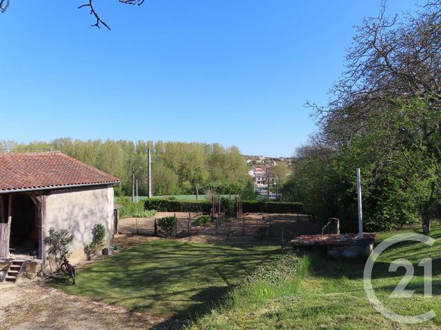 maison à vendre - 5 pièces - 123.0 m2 - MIGNE AUXANCES - 86 - POITOU-CHARENTES - Century 21 L'Immobilière De Confiance maison à vendre - 5 pièces - 123.0 m2 - MIGNE AUXANCES - 86 - POITOU-CHARENTES - Century 21 L'Immobilière De Confiance