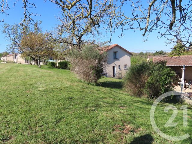 maison à vendre - 5 pièces - 123.0 m2 - MIGNE AUXANCES - 86 - POITOU-CHARENTES - Century 21 L'Immobilière De Confiance maison à vendre - 5 pièces - 123.0 m2 - MIGNE AUXANCES - 86 - POITOU-CHARENTES - Century 21 L'Immobilière De Confiance